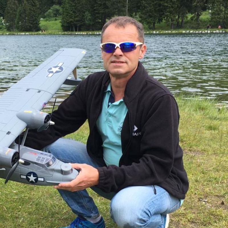 Roger Strebel mit Catalina am Heidsee klein.jpg